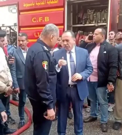 محافظ أسيوط 