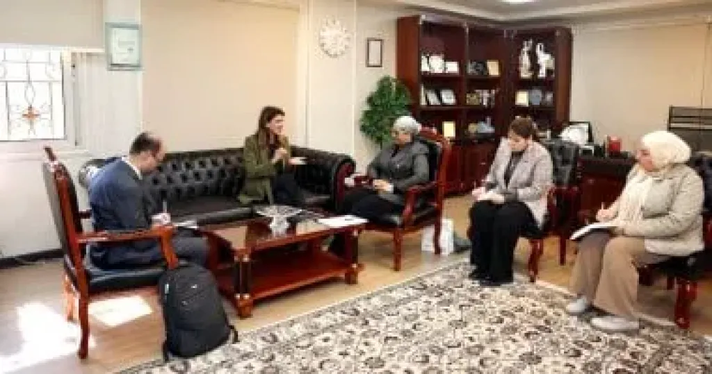 جانب من لقاء المستشارة أمل عمار ومفوضة المساواة بين الجنسين بقبرص