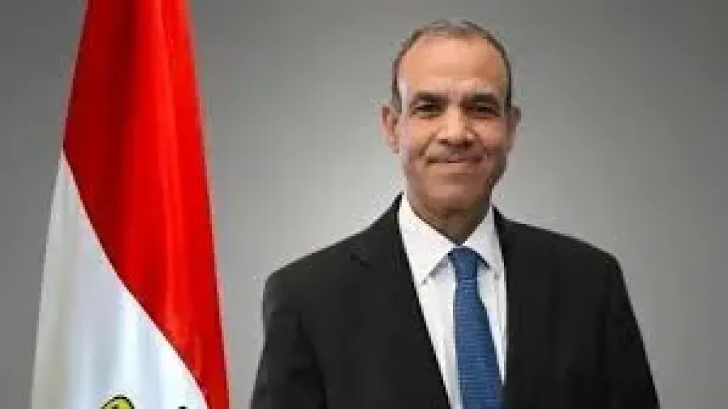 بدر عبد العاطي 