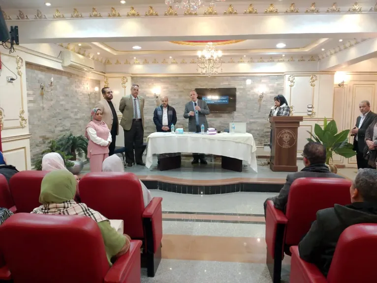 محافظ أسيوط 
