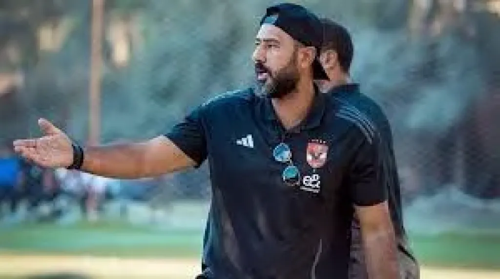 محمد شوقى نائب المدير الرياضى بالأهلى