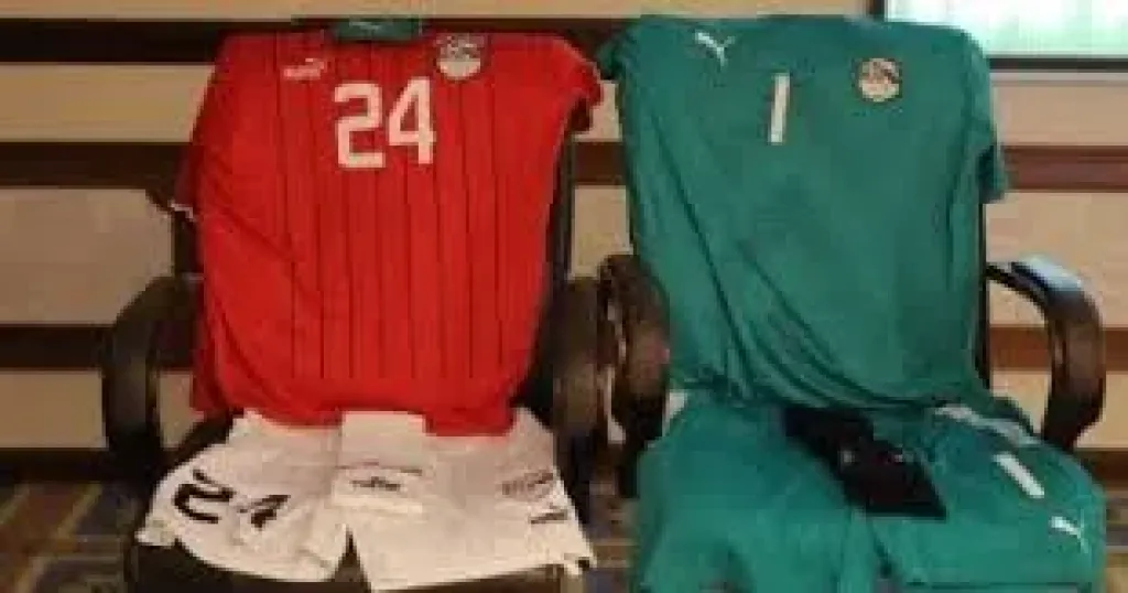 قميص منتخب مصر ورواندا