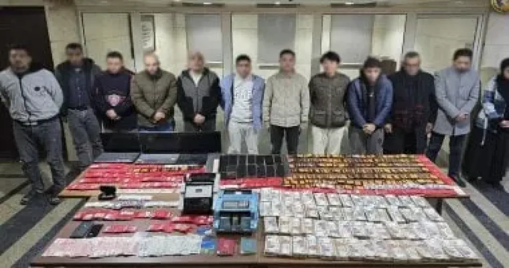 المتهمون والمضبوطات