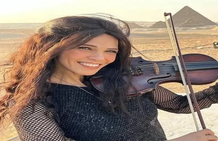 حوار موسيقى للكونترباص مع البيانو والهارب والفيولا بالأوبرا