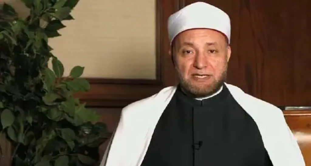 الشيخ عويضة عثمان، أمين الفتوى بدار الإفتاء المصرية