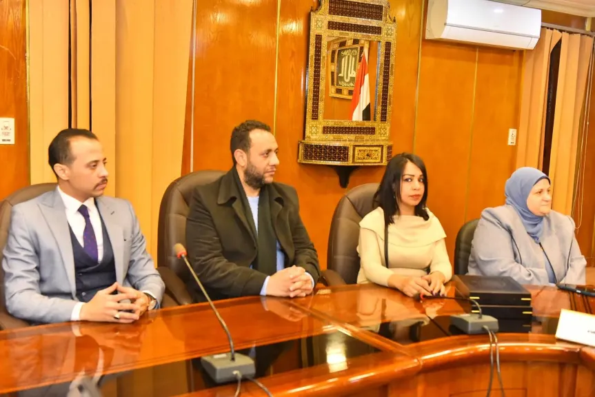 محافظ أسيوط 