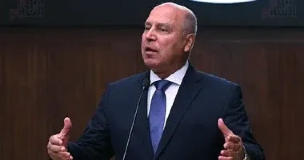 وزير الصناعة والنقل