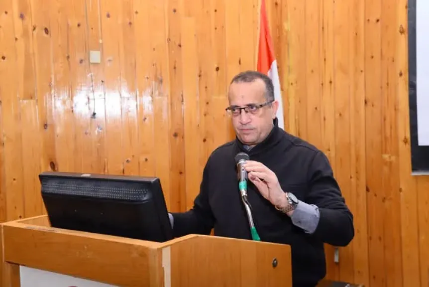 عميد كلية الطب 
