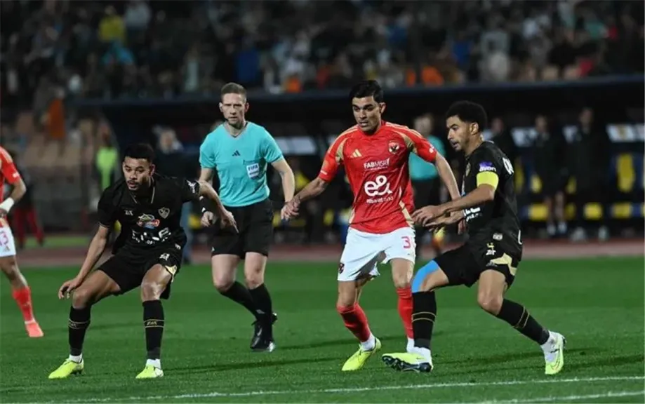 لقاء القمة بين الأهلي والزمالك
