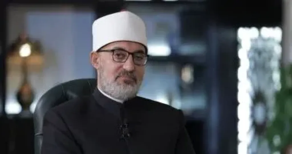 الدكتور نظير عياد مفتي الجمهورية