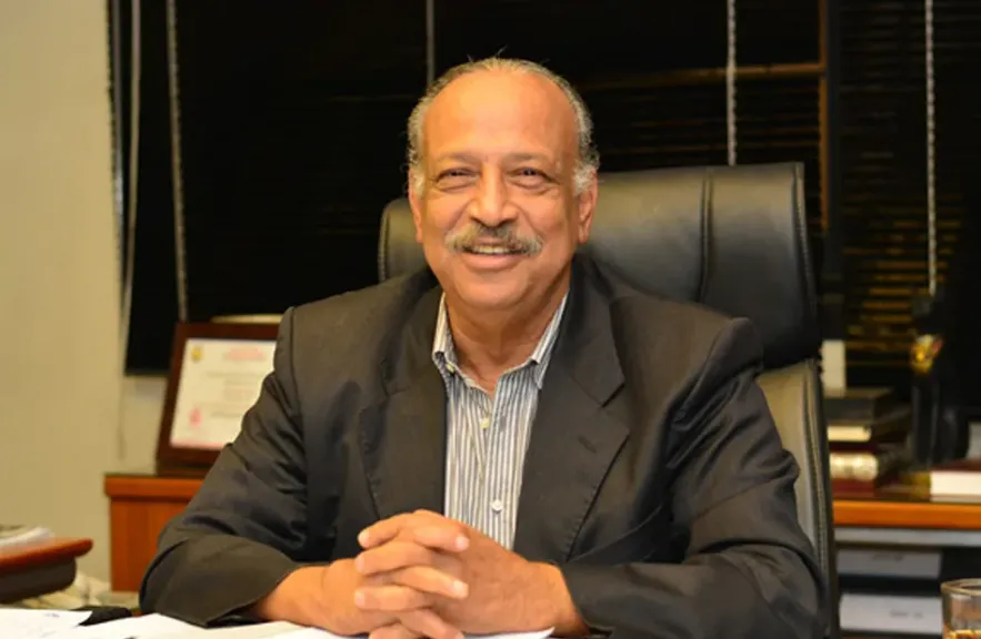 النائب هاني العسال عضو مجلس الشيوخ