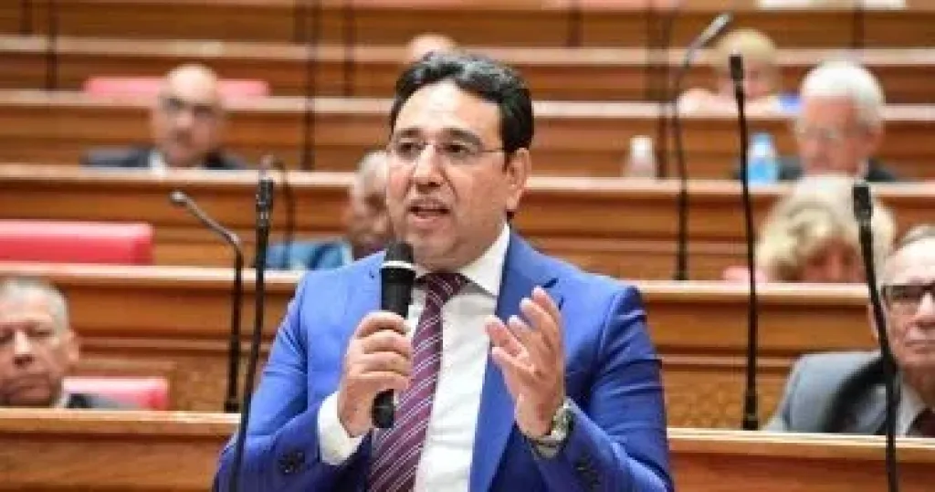 الدكتور أيمن محسب