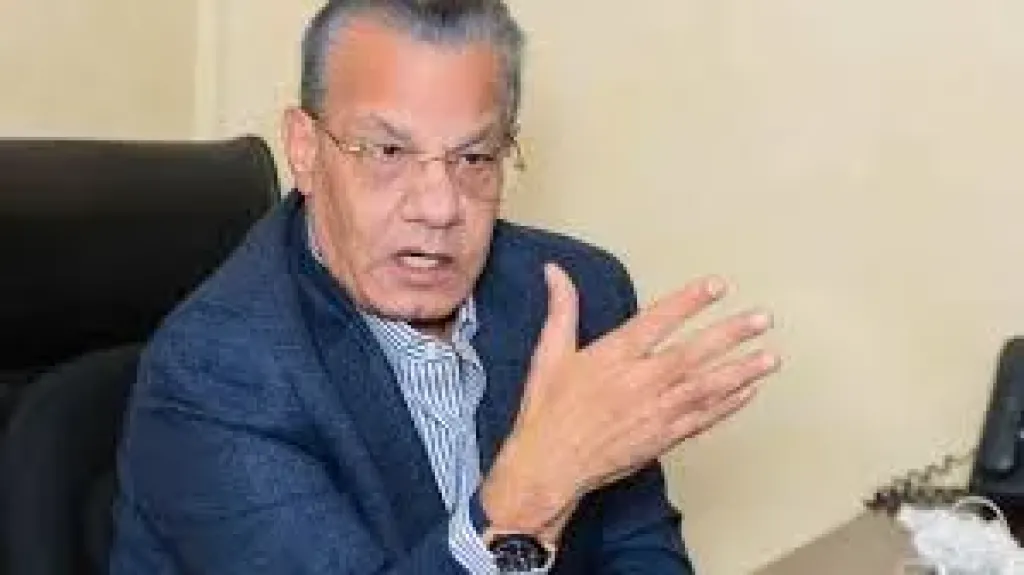 عادل حمودة
