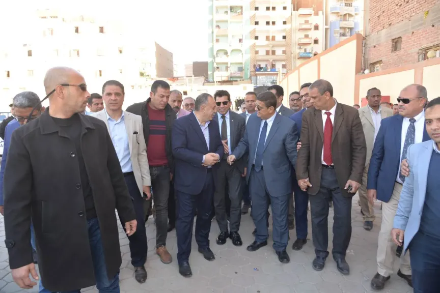 محافظ أسيوط 