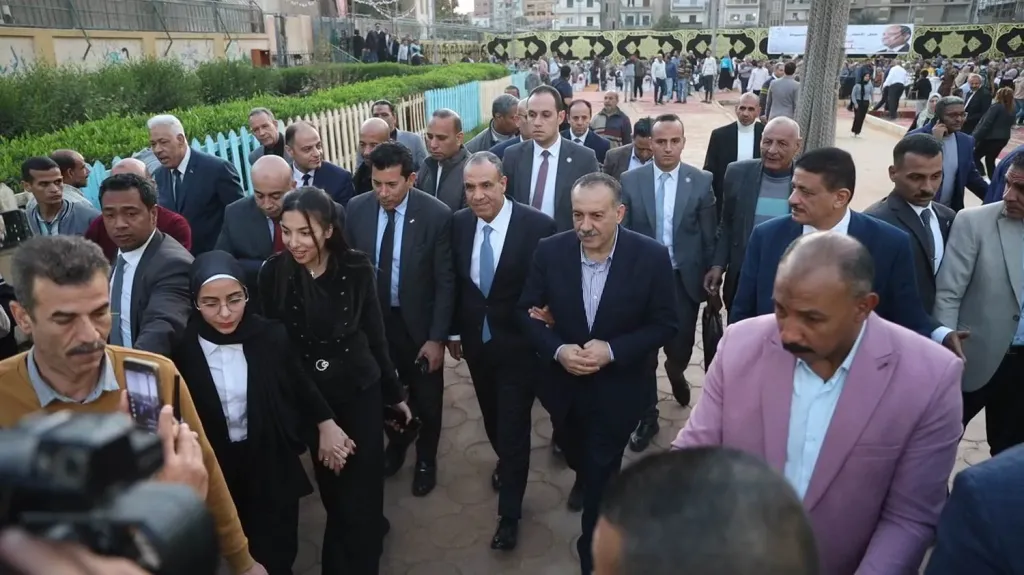 محافظ أسيوط 