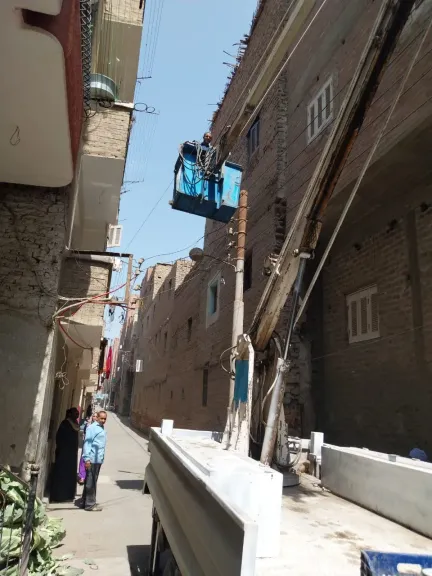 جانب من متابعه 