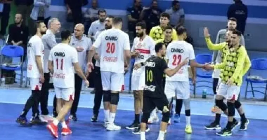 فريق رجال الكرة الطائرة بنادى الزمالك