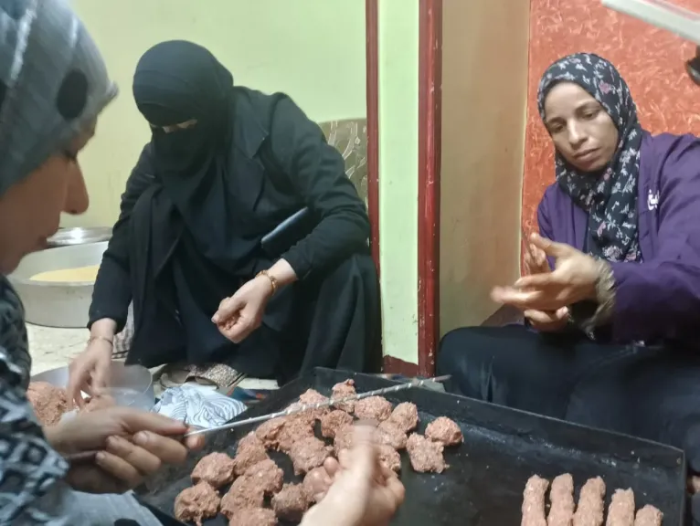 تجهيزات افطار الصائمين