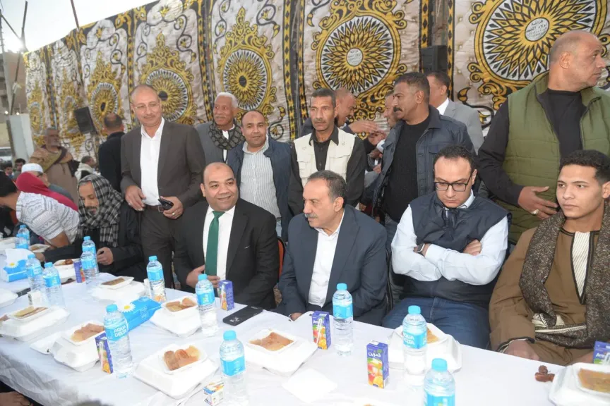 محافظ أسيوط 