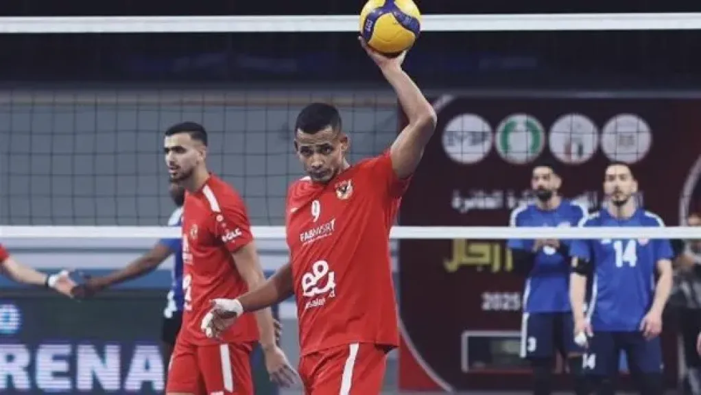 لاعب طائرة الأهلي