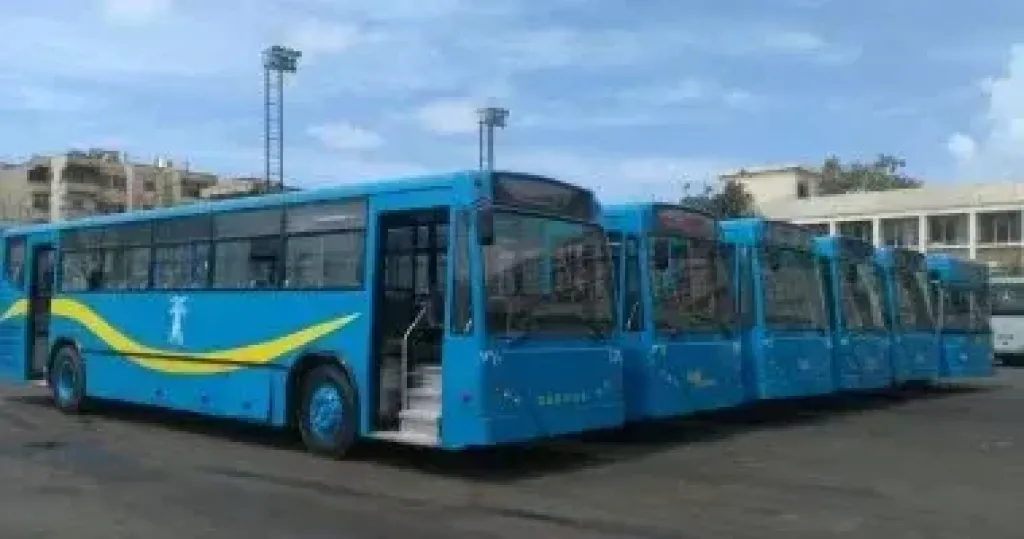 اتوبيسات النقل العام