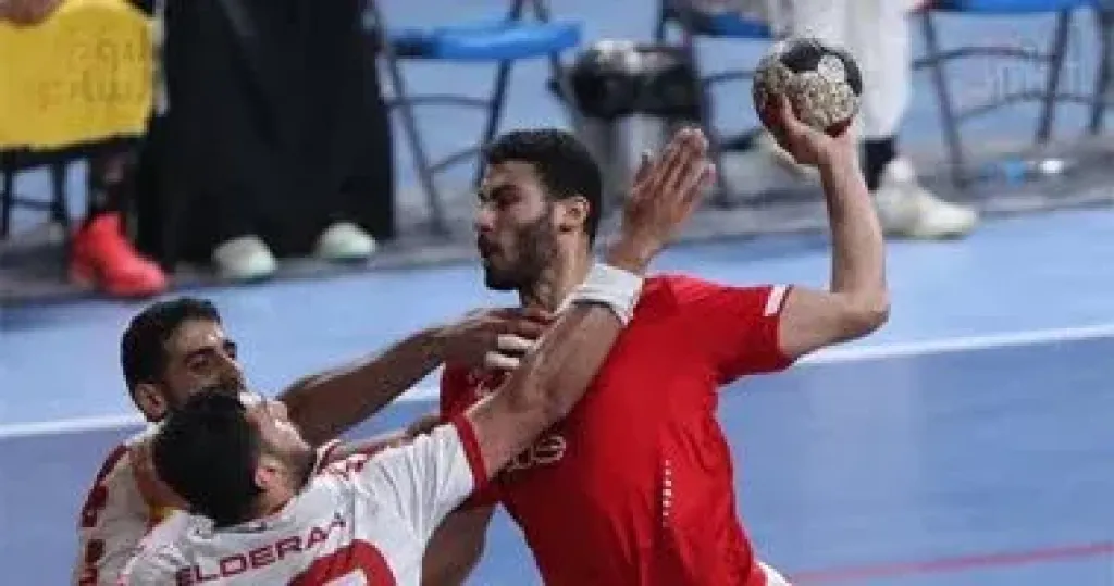 يد الأهلى