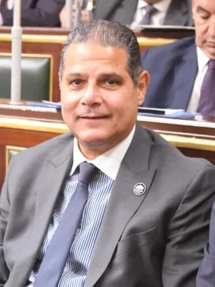  النائب احمد الخشن 