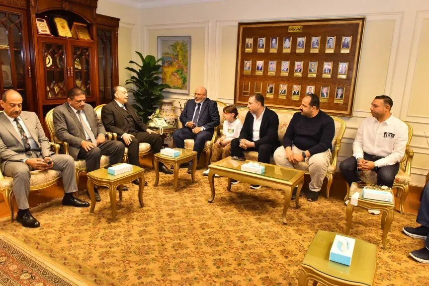 محافظ أسيوط 