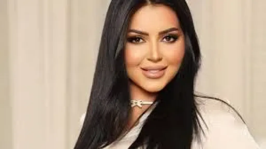إيناس النجار