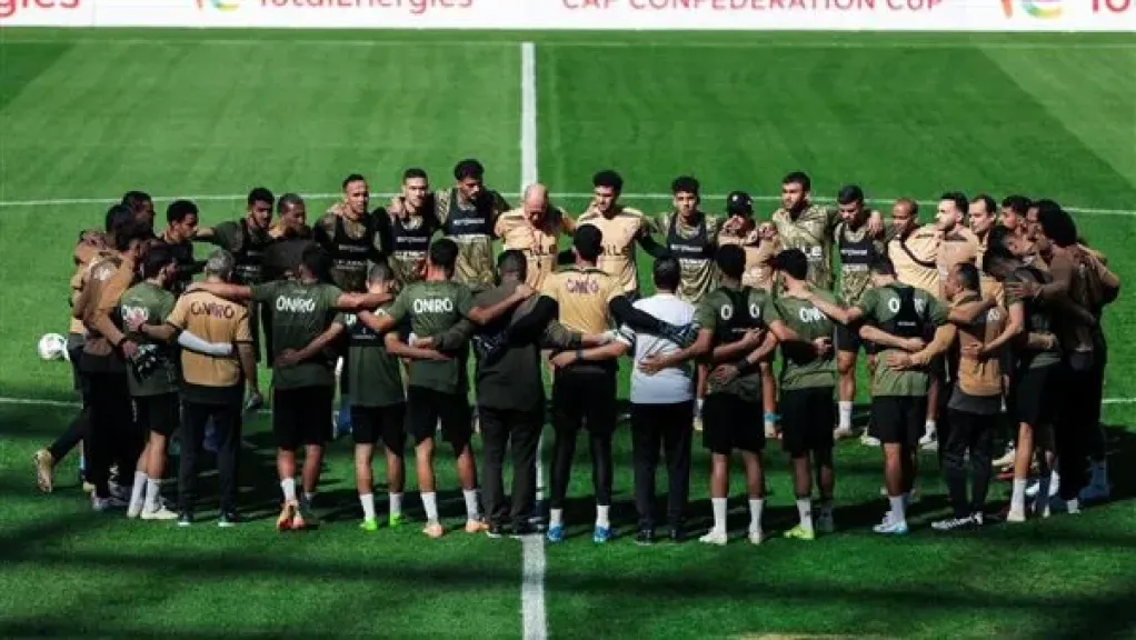الزمالك الرسمي لمواجهة ستيلينبوش الجنوب أفريقي