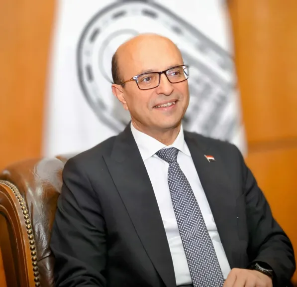 رئيس جامعة 