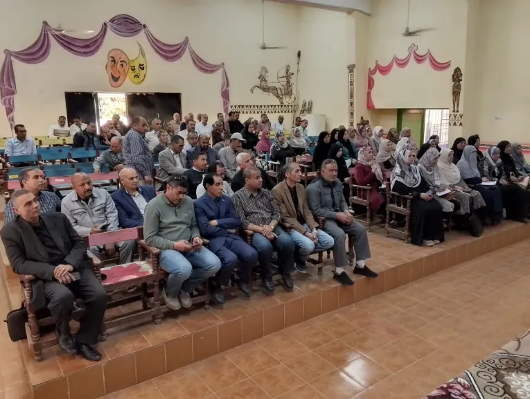 جانب من الاجتماعات 