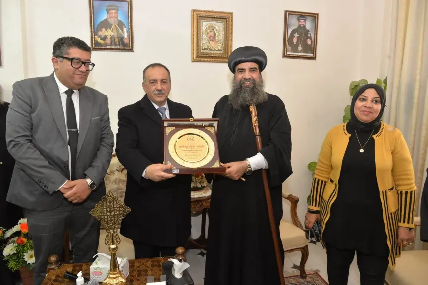 محافظ أسيوط 