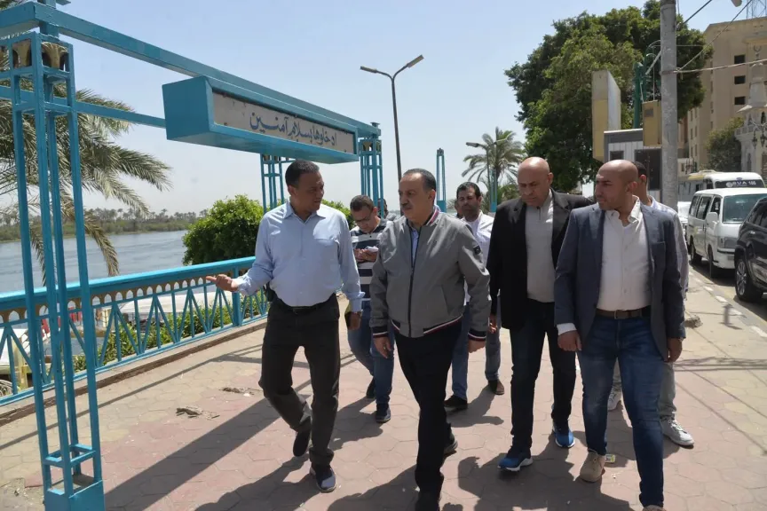 محافظ أسيوط 