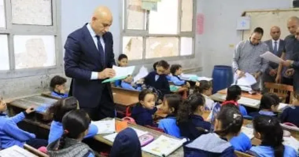 محمد عبد اللطيف وزير التربية والتعليم