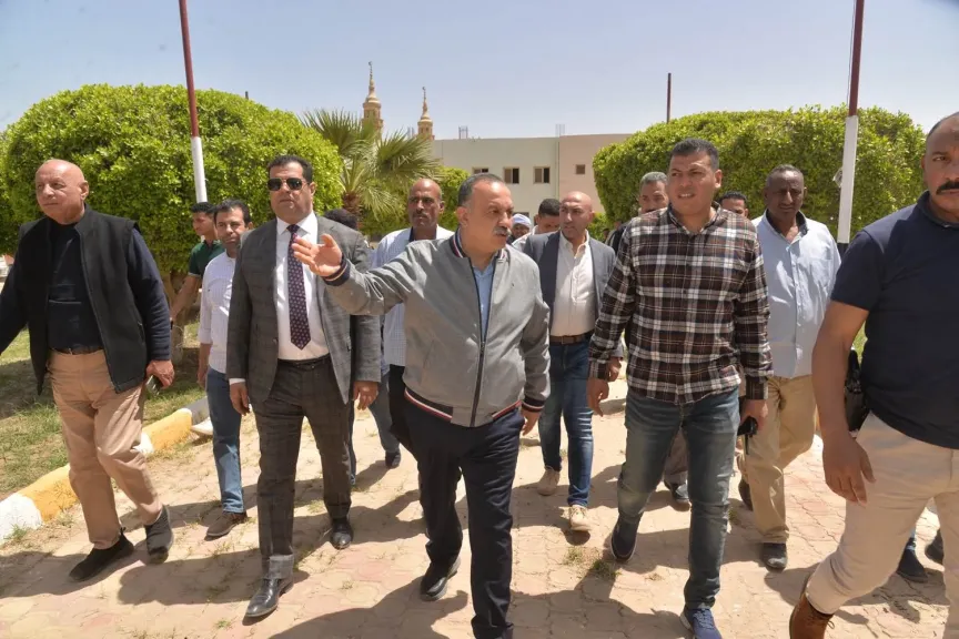 محافظ أسيوط 