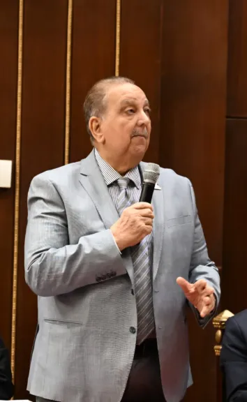 دعبس