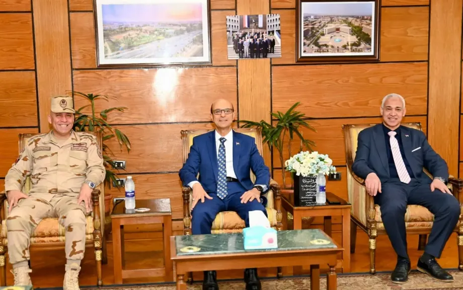 رئيس جامعة 