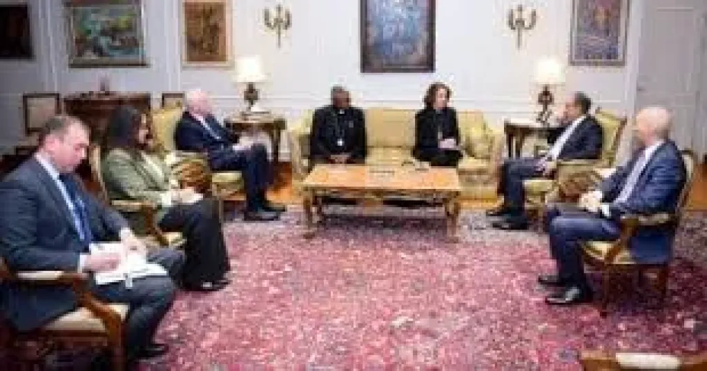 وزير الخارجية 