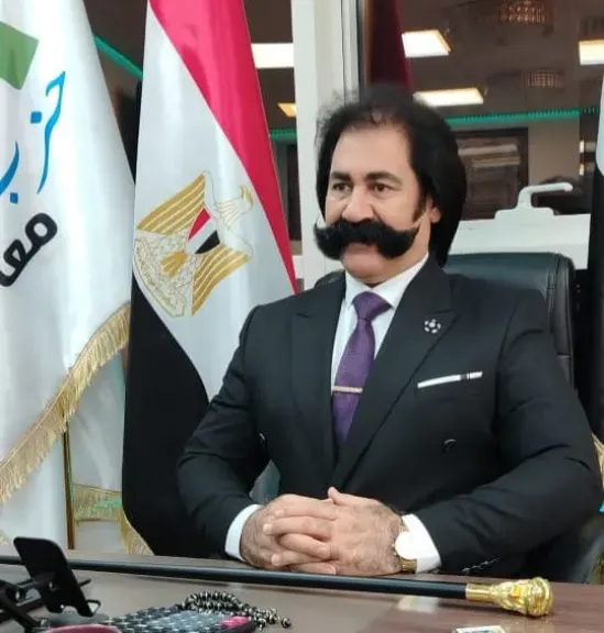 أحمد منصور 
