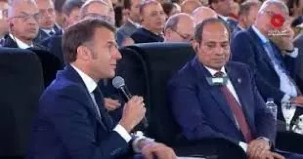 ماكرون والسيسي 