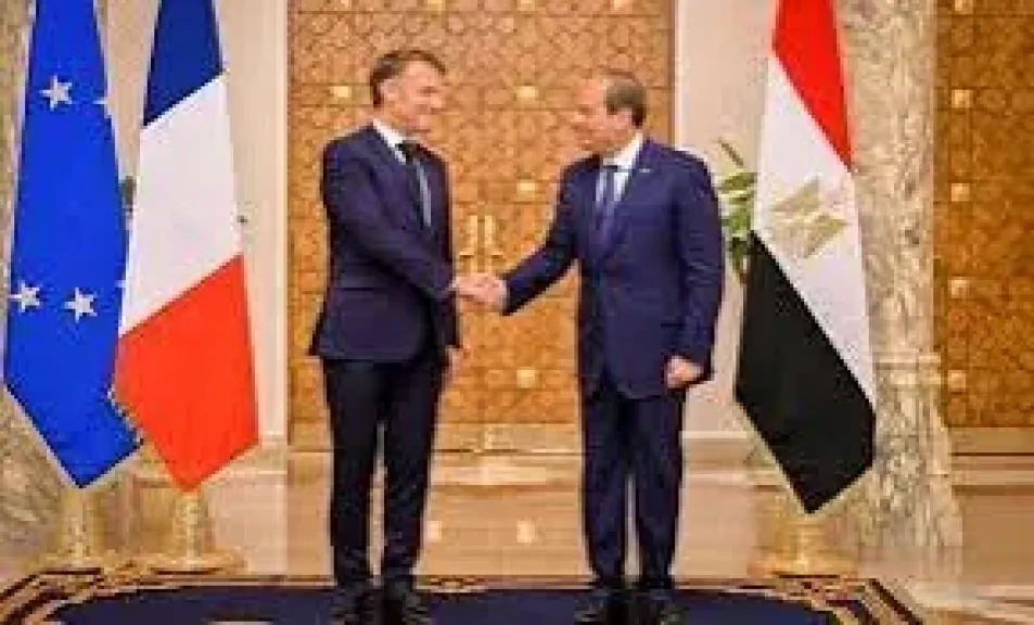 الرئيسان السيسي وماكرون 