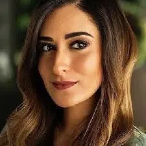 أمينة خليل