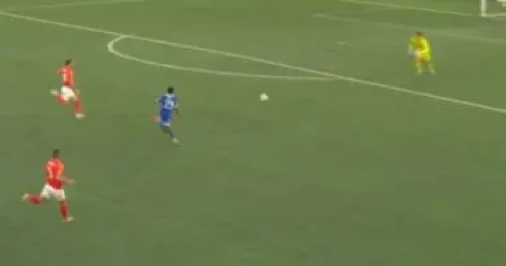 الأهلي والهلال