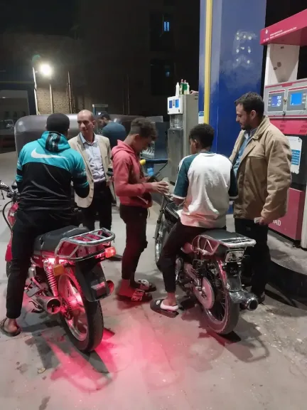 جانب من متابعه 