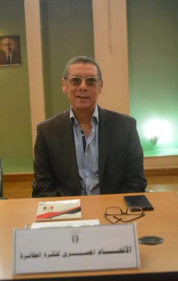 ياسر قمر