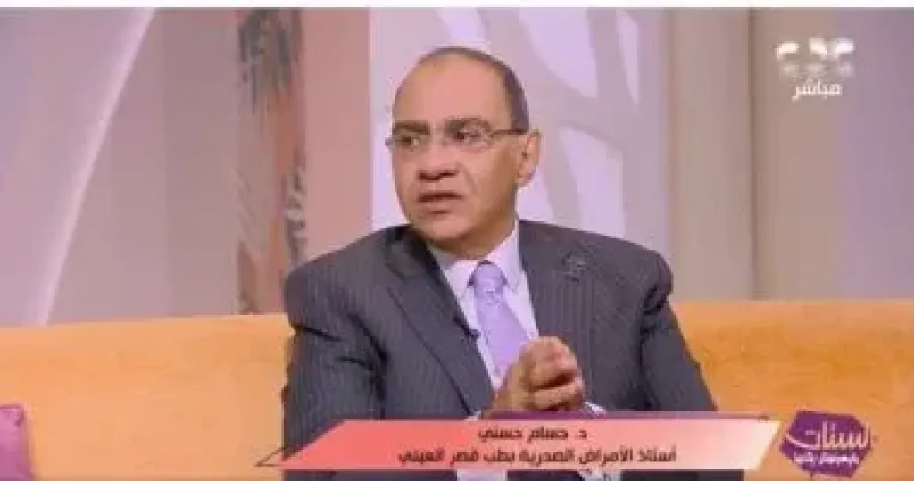 الدكتور حسام حسني رئيس اللجنة العلمية لمكافحة كورونا