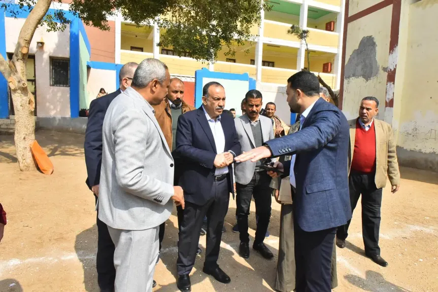 محافظ أسيوط 