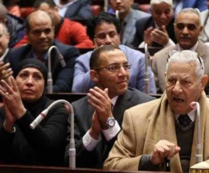 ذكرى رحيل  الكاتب الصحفى      مكرم محمد أحمد