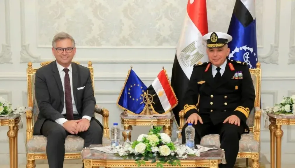 لنشات بحث وانقاذ